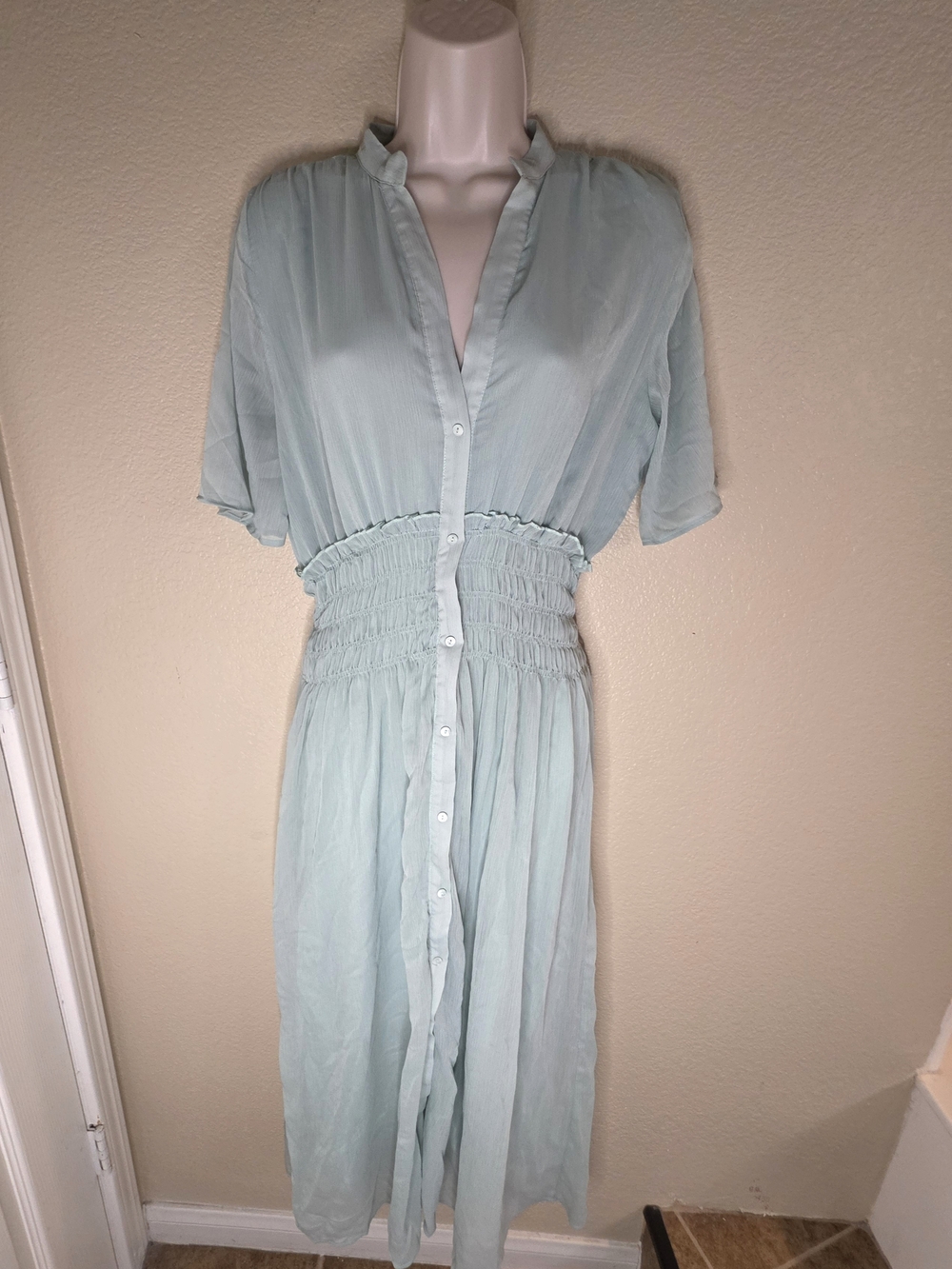 Zara Light Green Smocked Waist Button Front Midi Dress Size Small